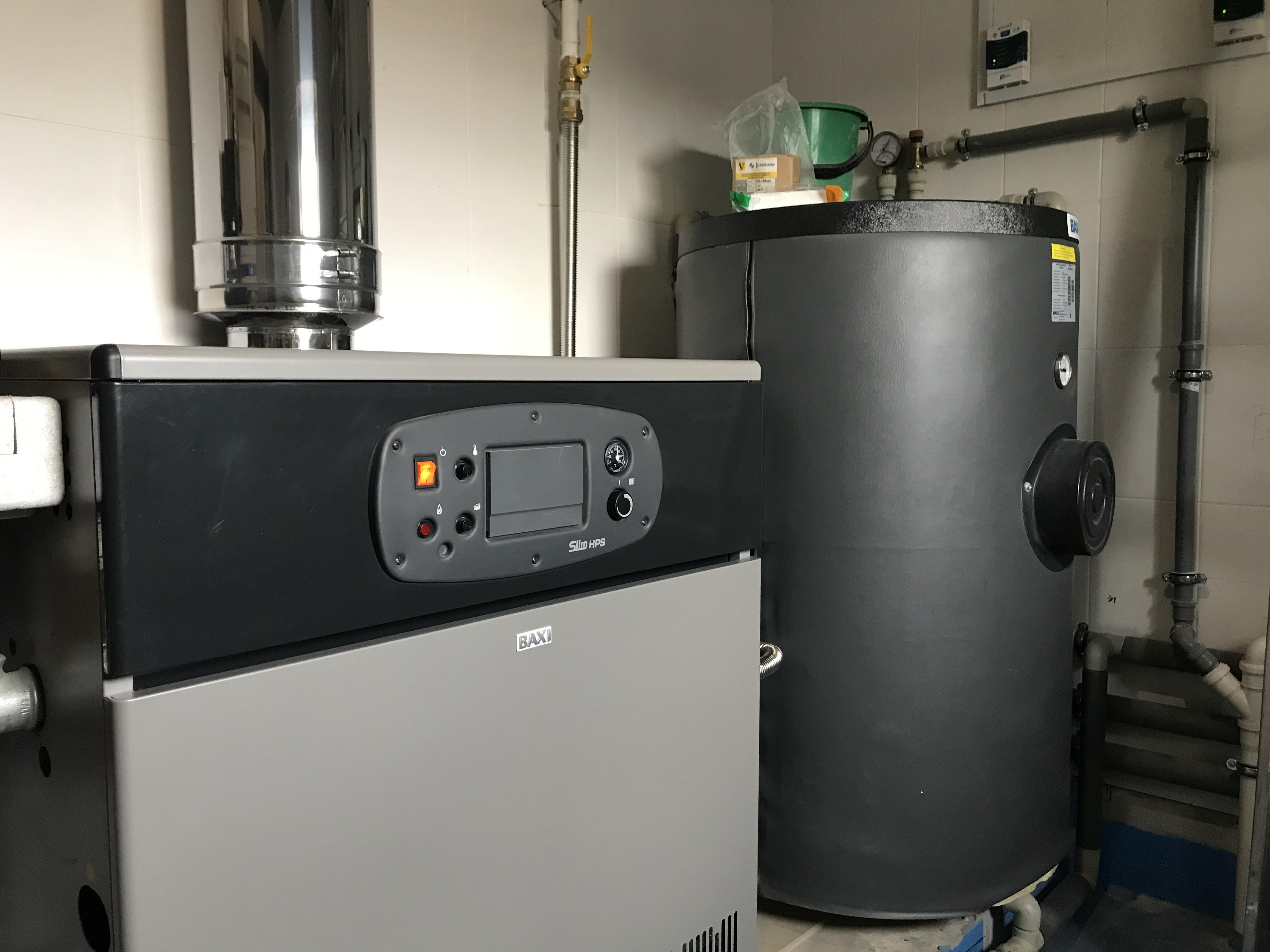 Монтаж системы отопления и водоснабжения загородного дома